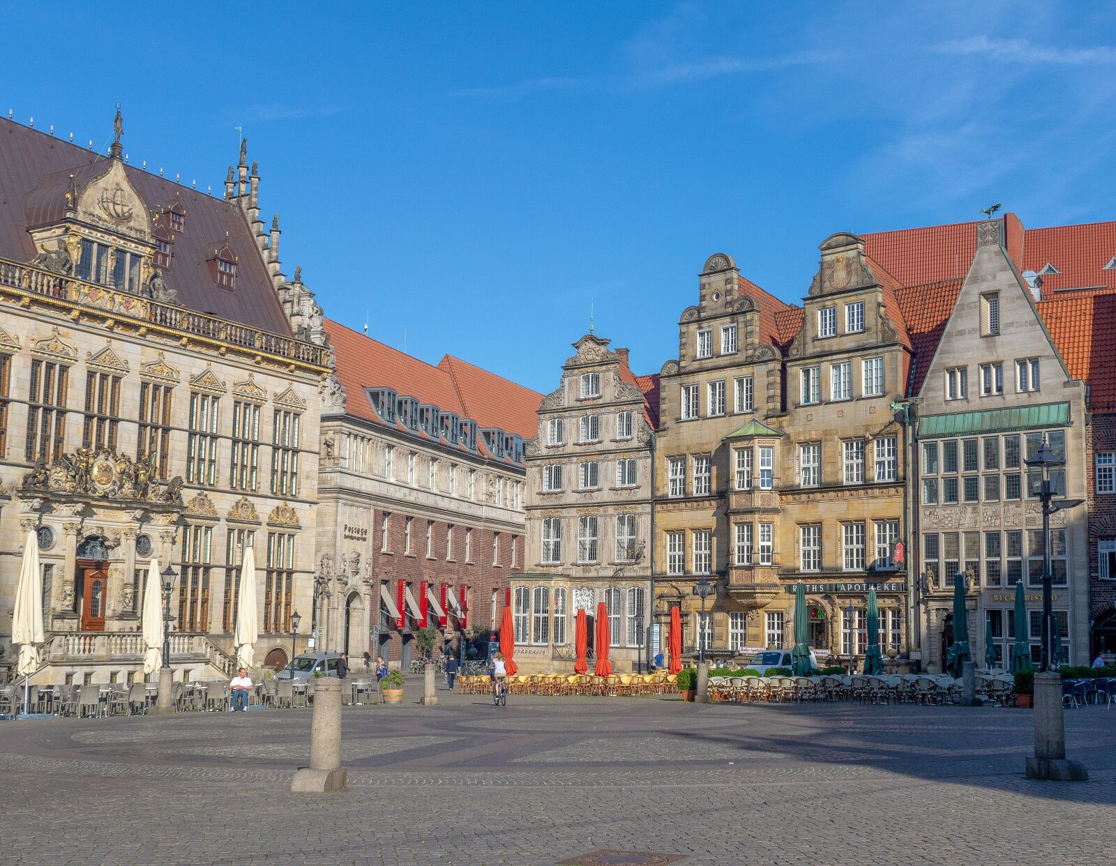 Canon EOS 750D (EOS Rebel T6i / EOS Kiss X8i) sample photo. Bremen, historic center, places photography