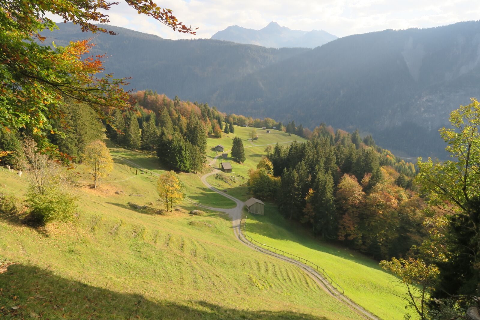 Canon PowerShot G5 X sample photo. Autumn, mountain meadows, alpine photography