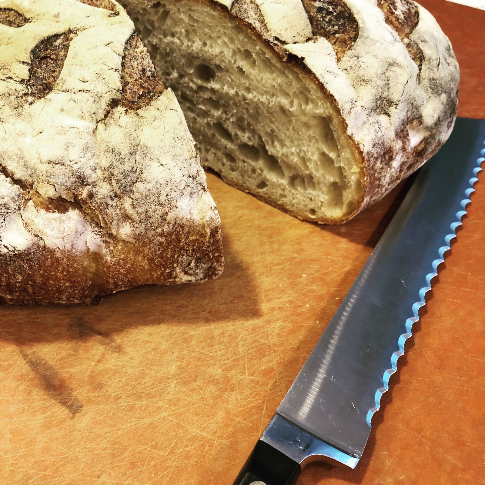 Apple iPhone 8 sample photo. Sourdough, bread, bread knife photography