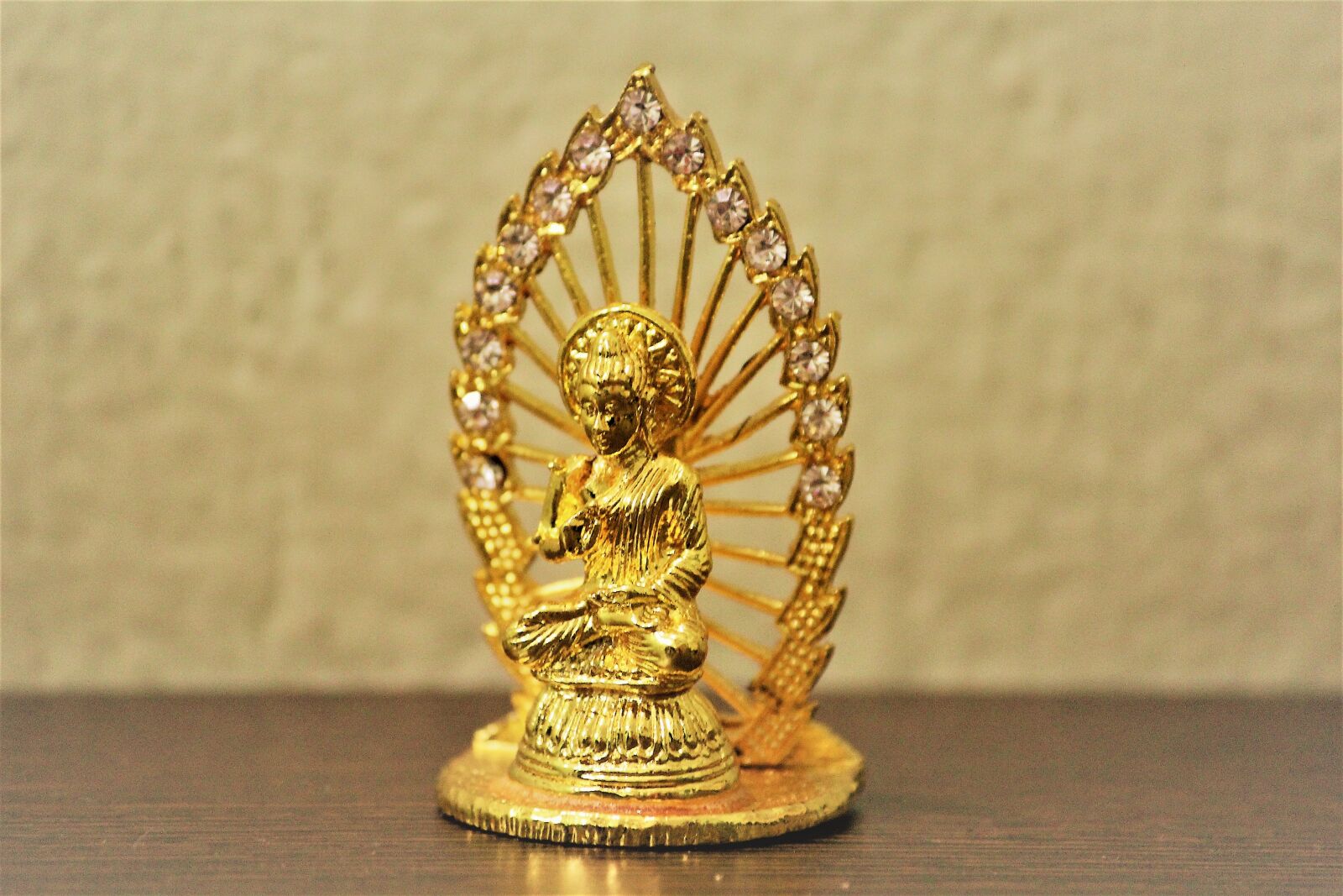 Canon EOS 1200D (EOS Rebel T5 / EOS Kiss X70 / EOS Hi) sample photo. Buddha, golden, statue photography