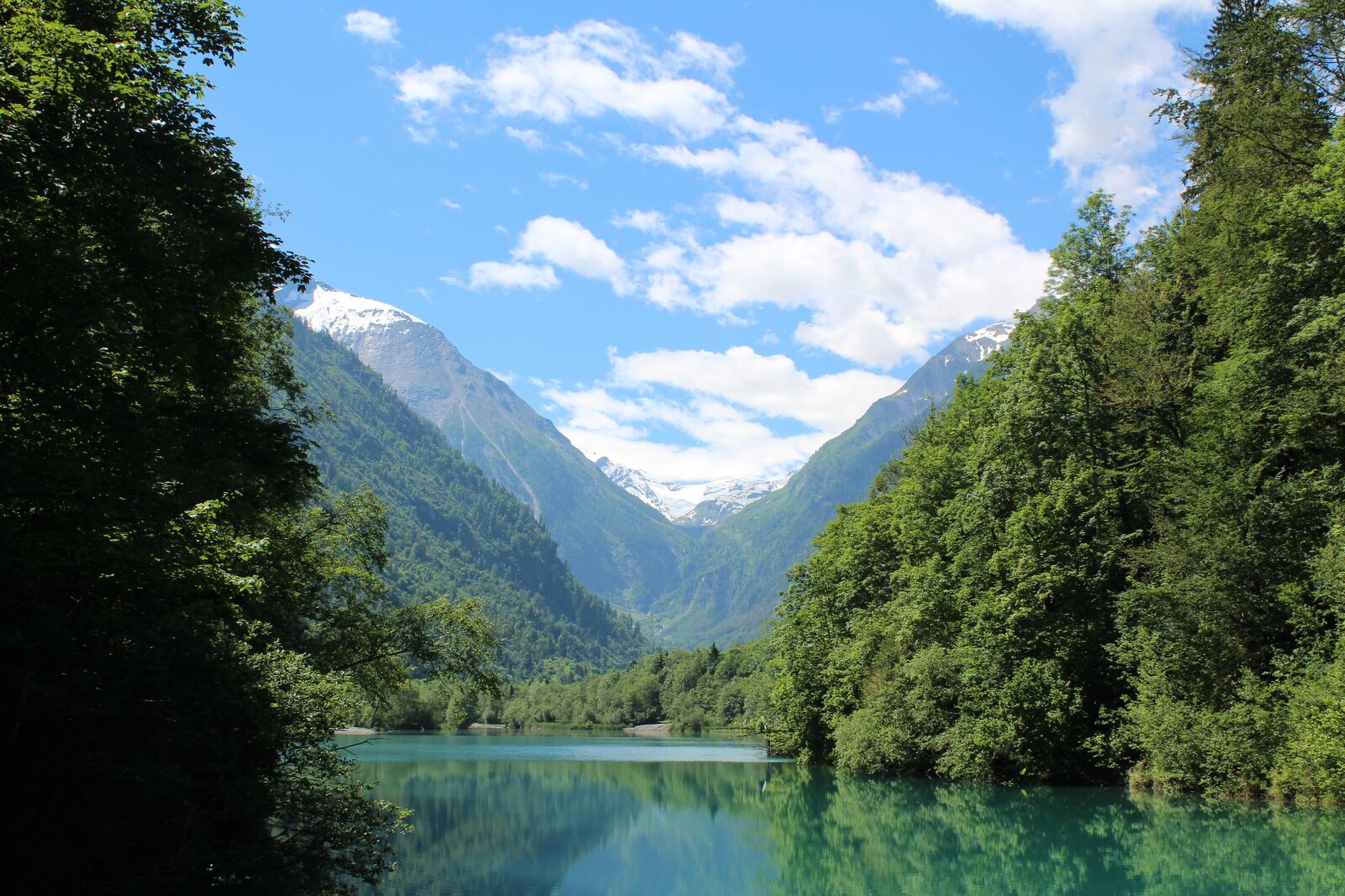 Canon EOS 1200D (EOS Rebel T5 / EOS Kiss X70 / EOS Hi) sample photo. Mountain lake, mountain, alpine photography