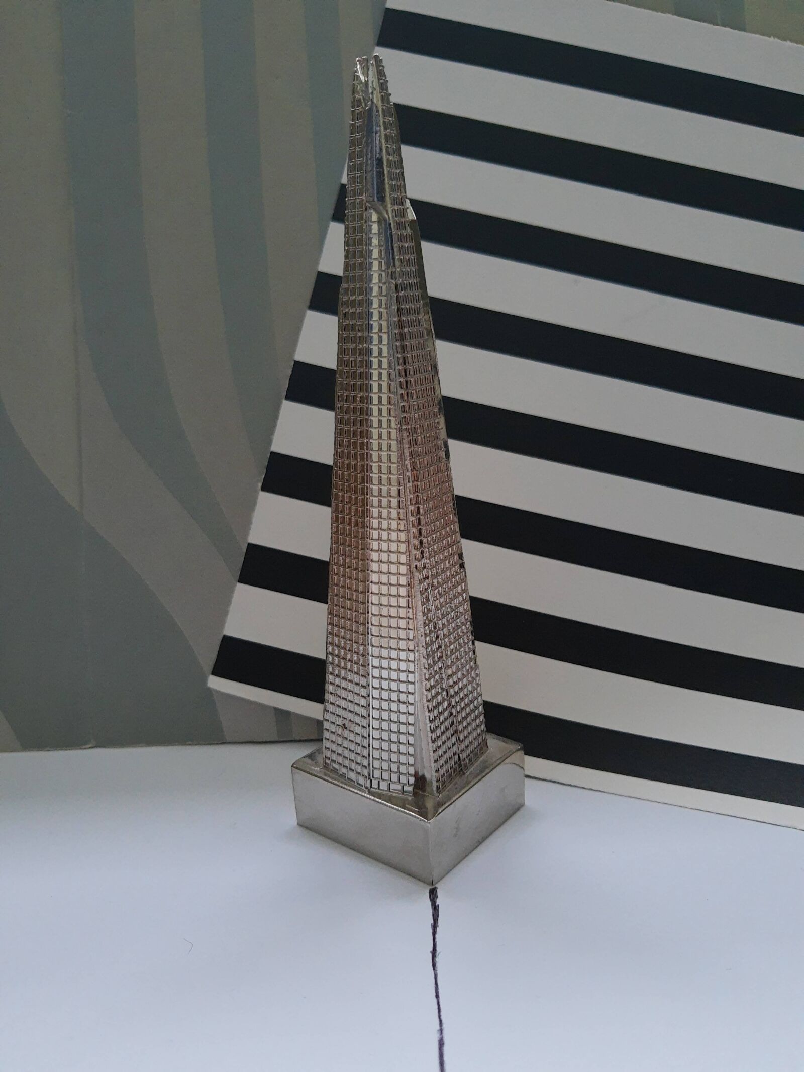 Motorola ONE ACTION sample photo. Steel, silver, paper photography