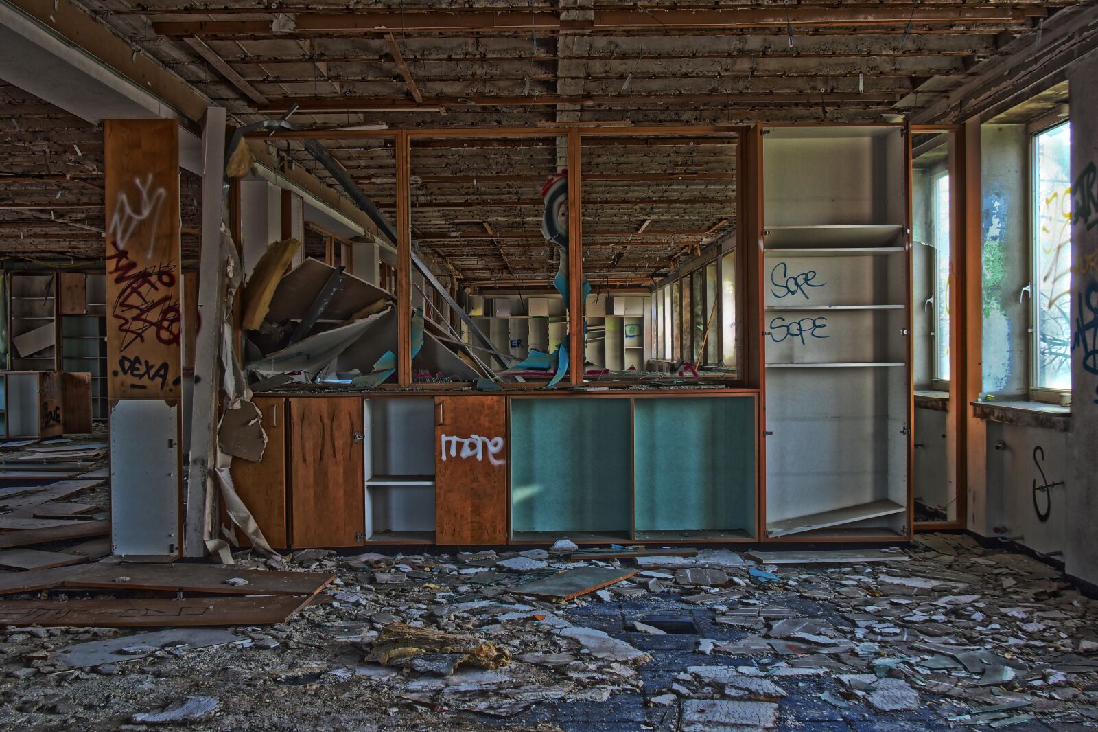 Olympus OM-D E-M10 sample photo. Wood, within, house photography