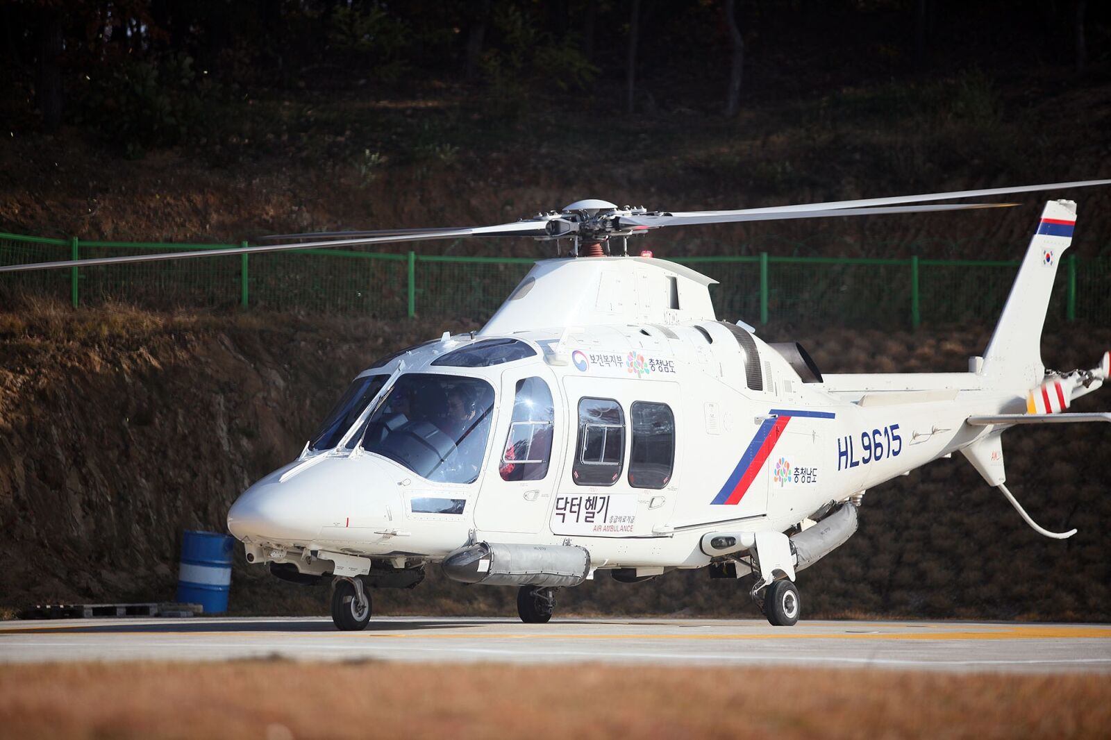Canon EOS 5D Mark II sample photo. Helicopter, dr helicopter, plane photography