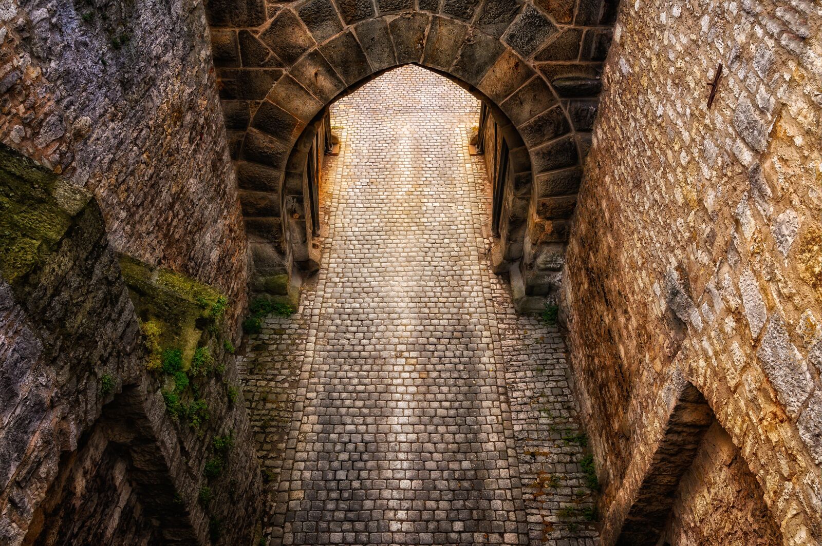 Nikon Z6 sample photo. Castle, middle ages, road photography