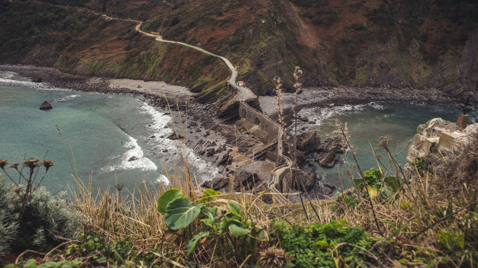 Canon EOS M100 sample photo. Ile, sea, ocean photography