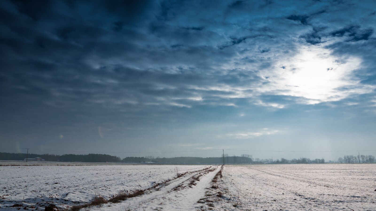 Sony DT 16-50mm F2.8 SSM sample photo. White, sand, view photography