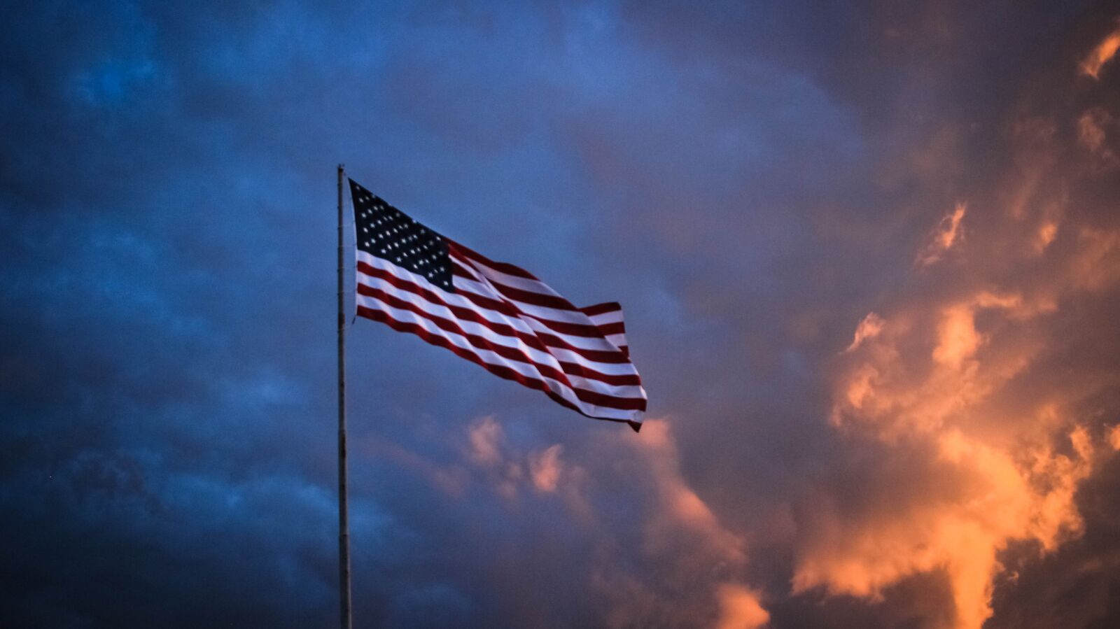 Canon EF-S 24mm F2.8 STM sample photo. Flag, america, sunset photography