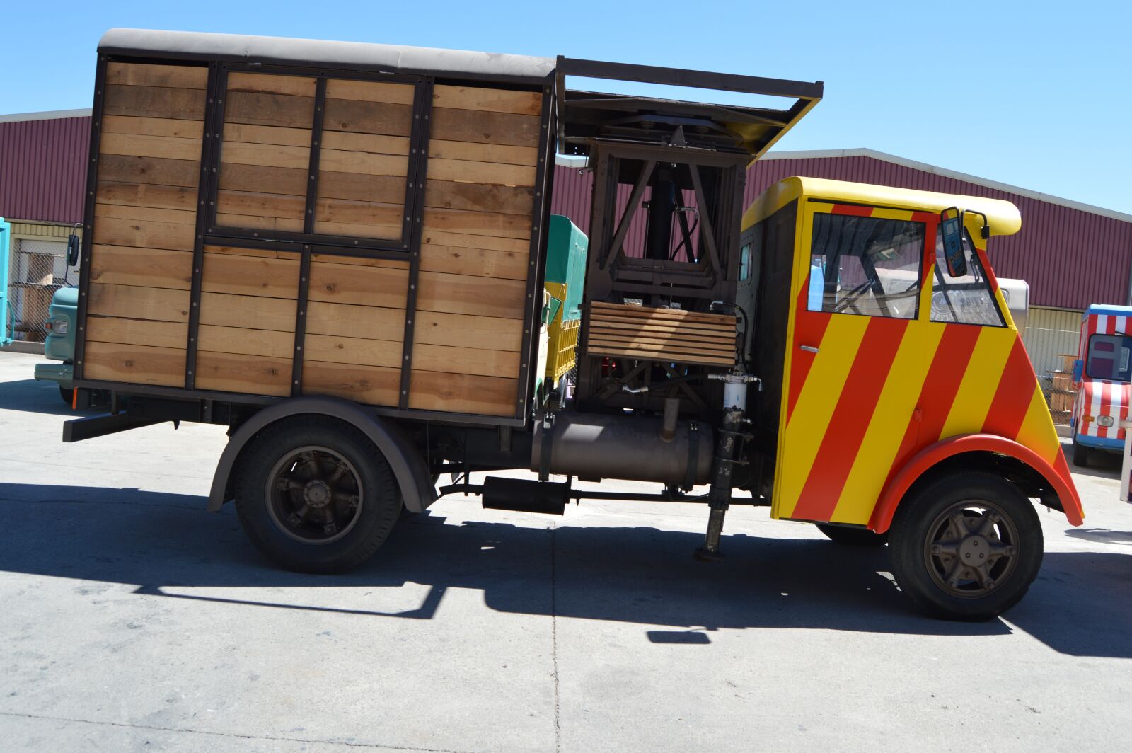 Nikon D3200 sample photo. Food truck, vehicle, classic photography
