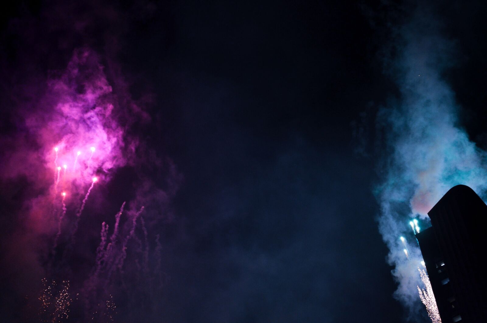 Nikon D5100 sample photo. Fireworks, red, blue photography