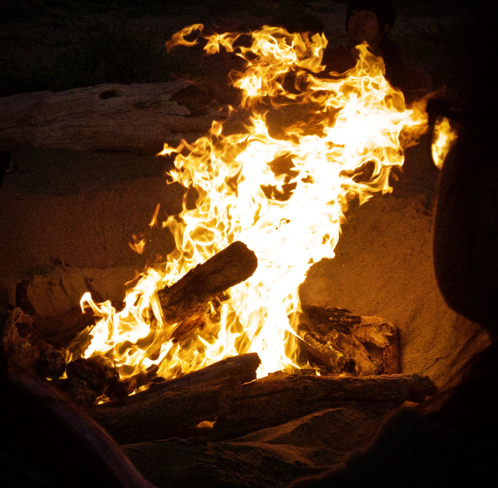Canon EOS 7D Mark II + Canon EF 24-105mm F3.5-5.6 IS STM sample photo. Beach, camping, bonfire, campfire photography