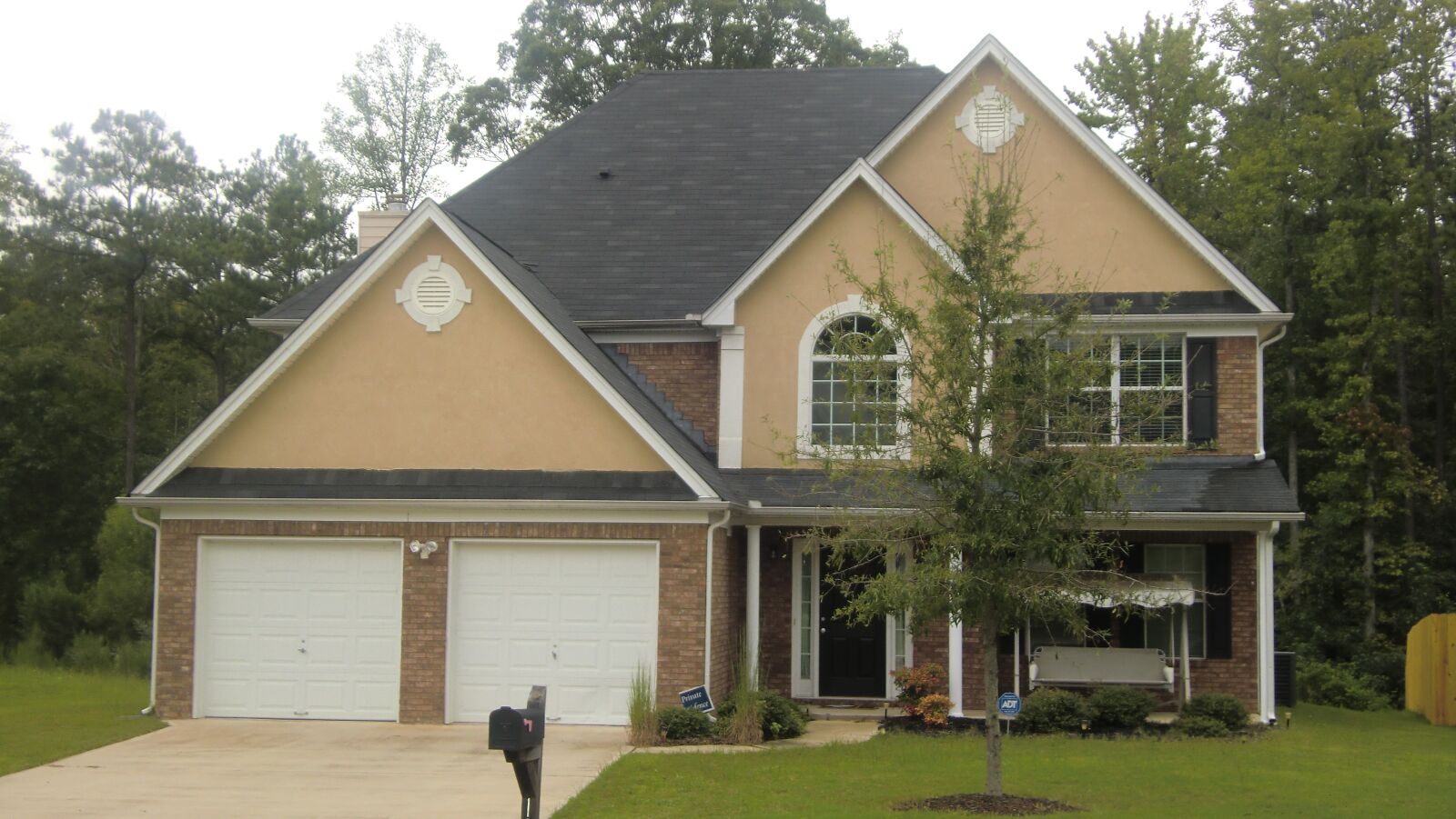 CASIO EX-Z2000 sample photo. House, suburbs, home photography