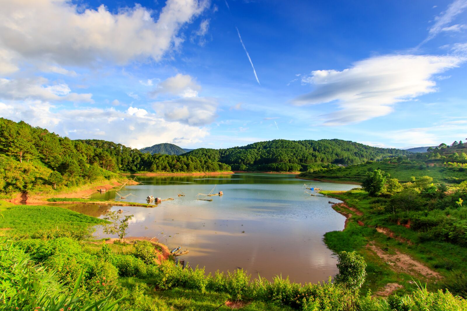 Canon EF-S 10-22mm F3.5-4.5 USM sample photo. Upset, avoid, my hometown photography