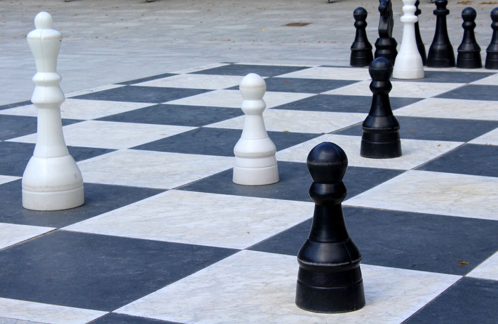 Canon EOS 1200D (EOS Rebel T5 / EOS Kiss X70 / EOS Hi) sample photo. Chess, checkerboard, game photography