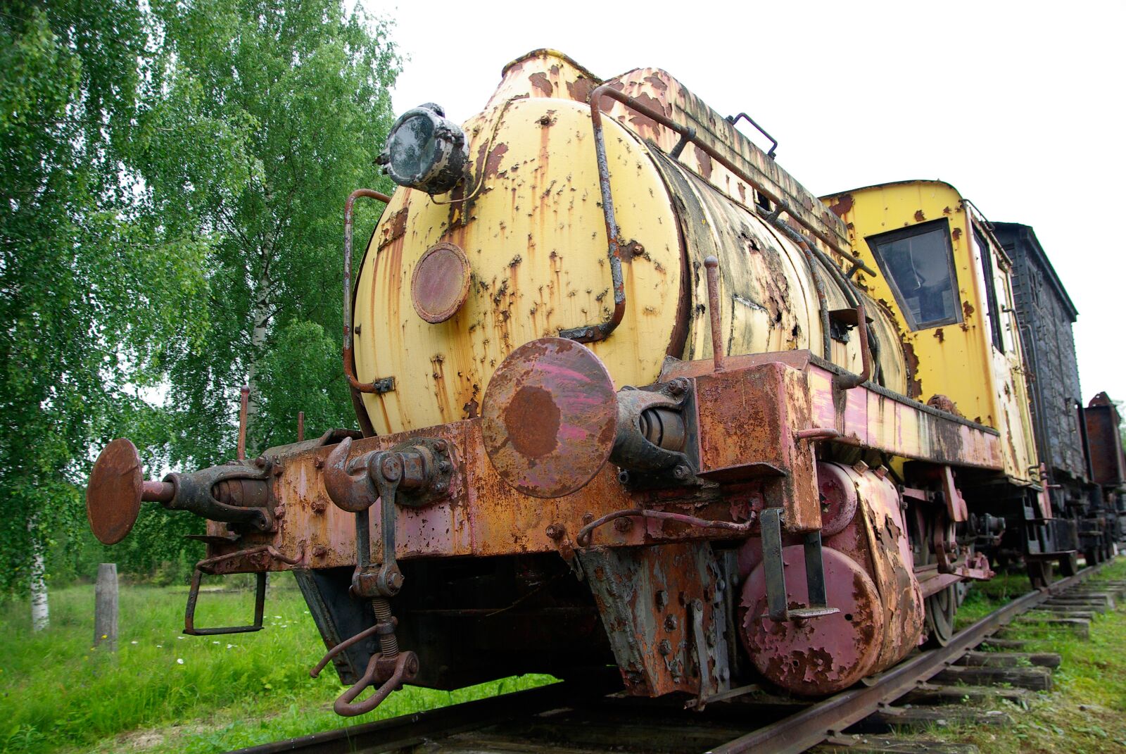 Pentax K10D sample photo. Locomotive, rail, transport photography