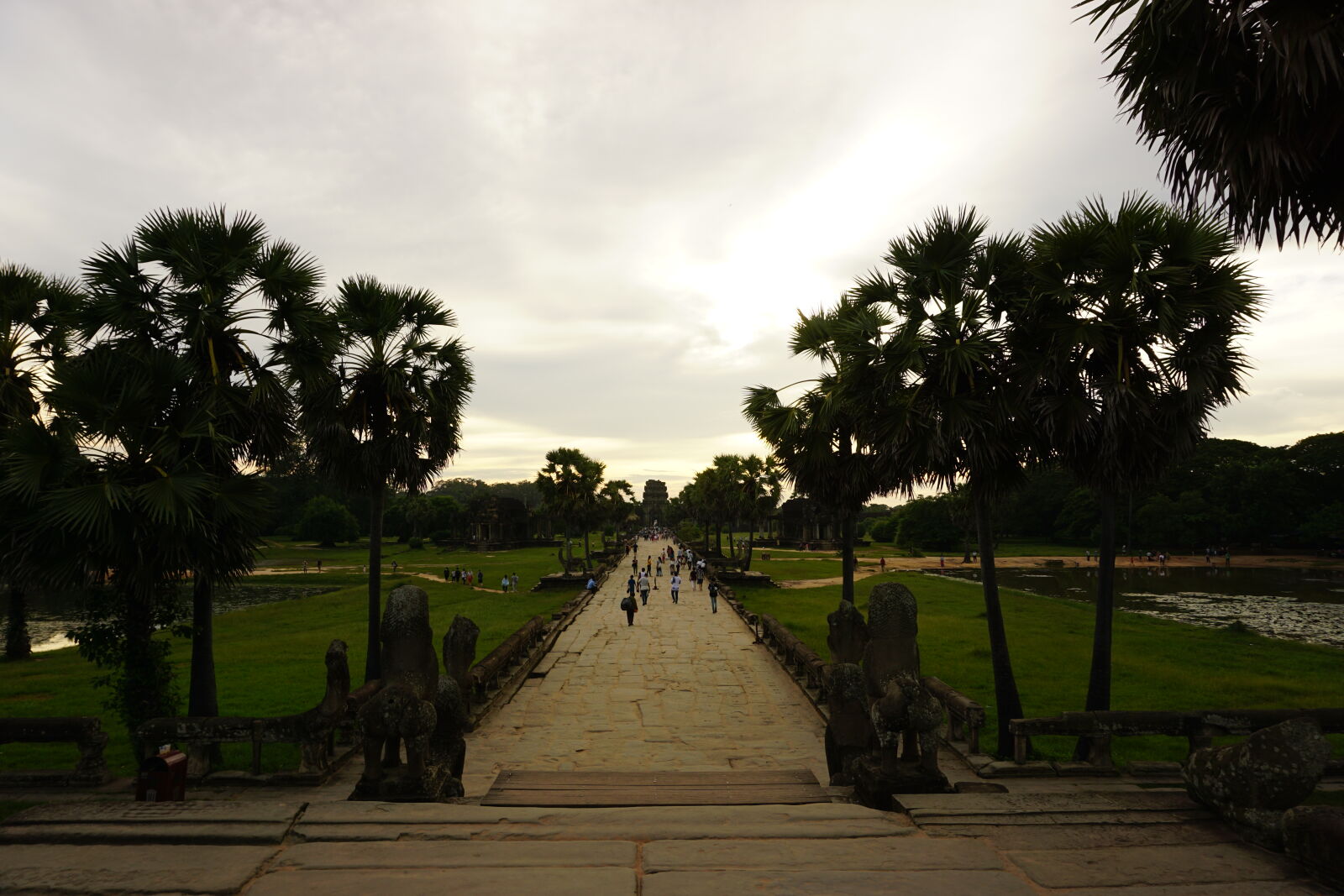 Sony E 16-50mm F3.5-5.6 PZ OSS sample photo. Angkor, wat, cambodia, sunset photography