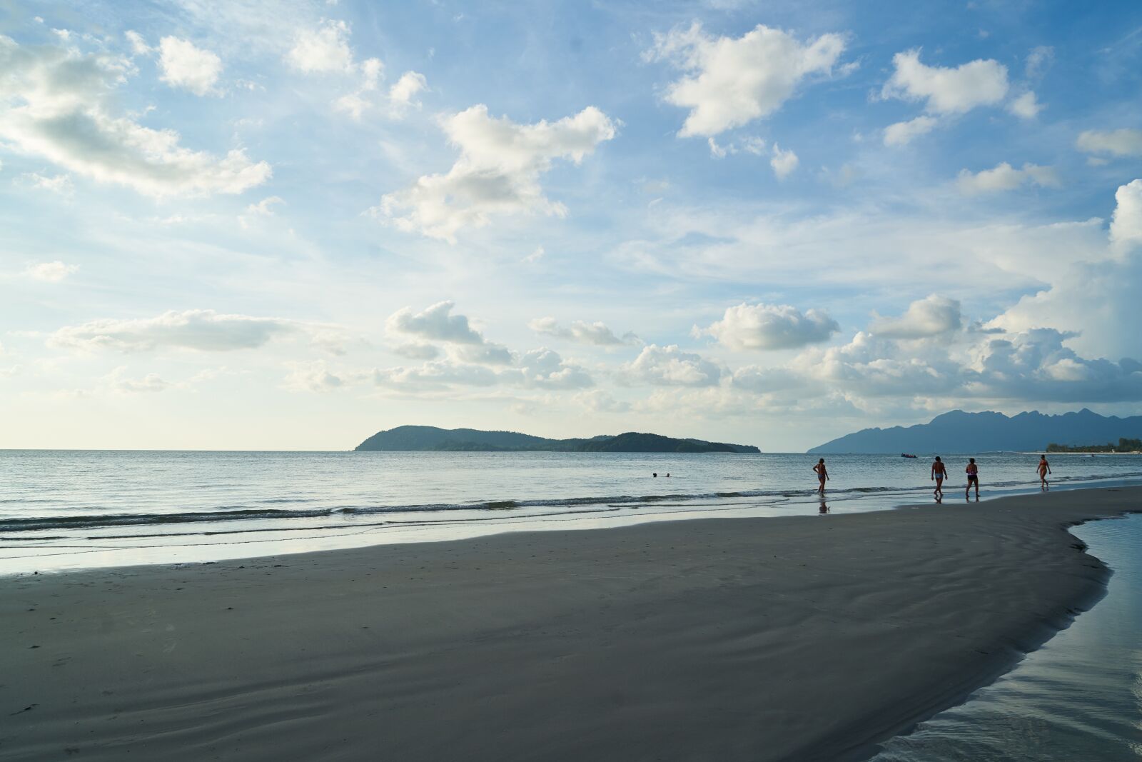 Sony a7R II sample photo. Beach, ada, landscape photography