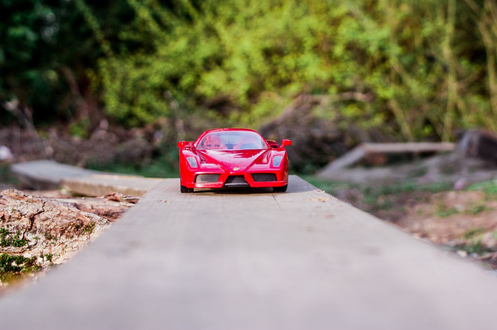Sony Alpha DSLR-A200 sample photo. Model, car, vehicle photography