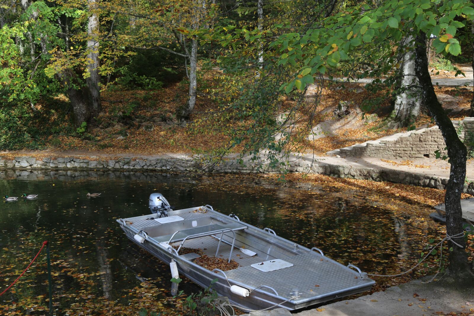 Canon EOS 6D + Canon EF 24-105mm F4L IS USM sample photo. Lake, plitvice lakes, croatia photography