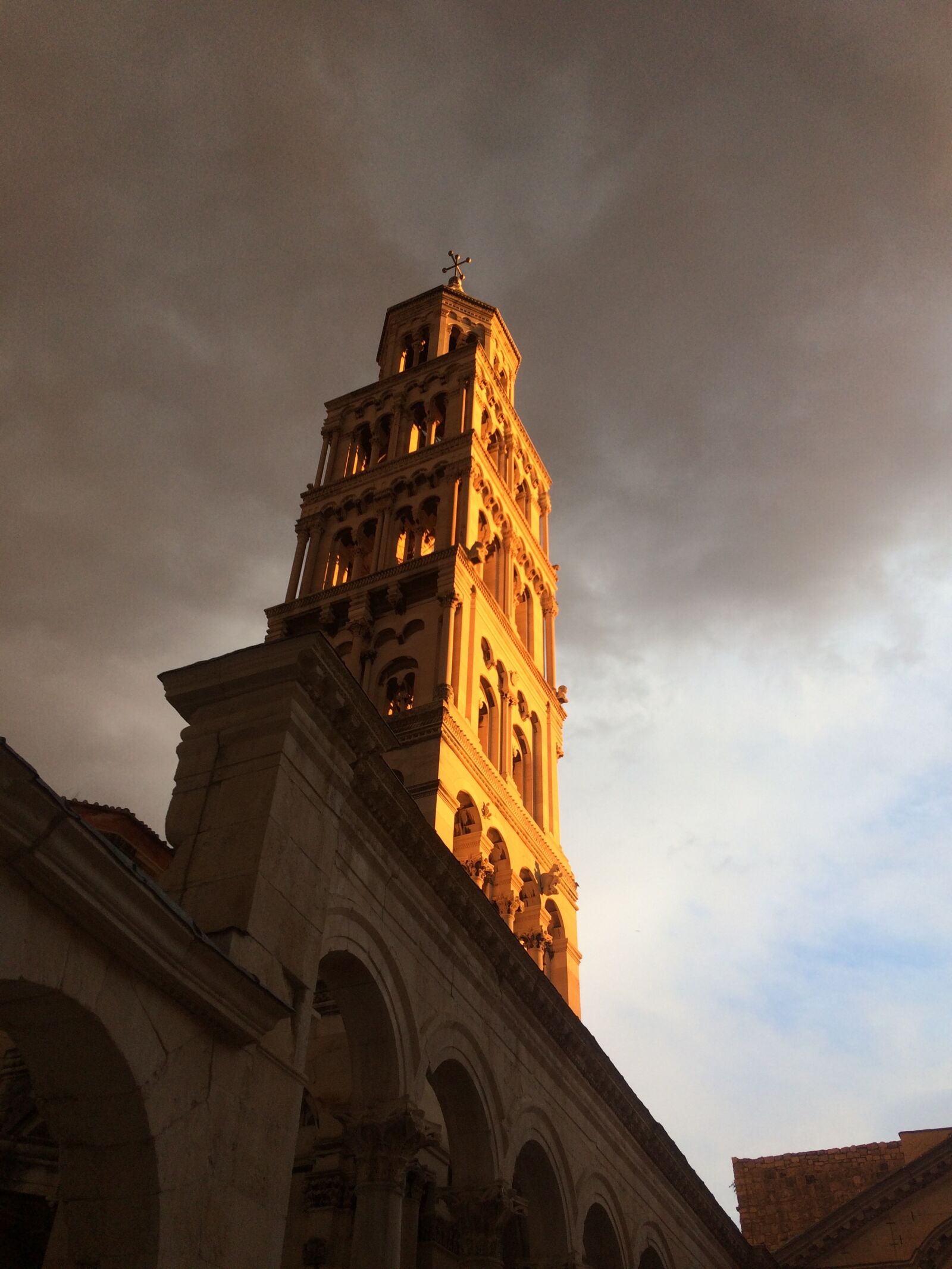 iPhone 5s back camera 4.15mm f/2.2 sample photo. Croatia, split, architecture photography