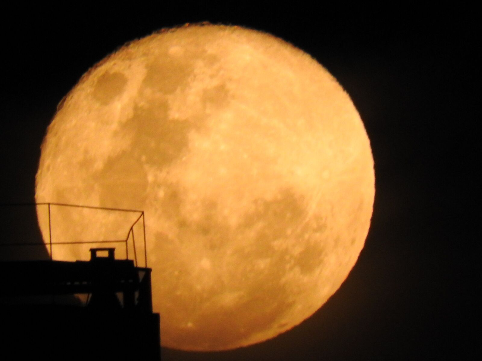 Nikon Coolpix P610 sample photo. Moon, moonlight, night photography