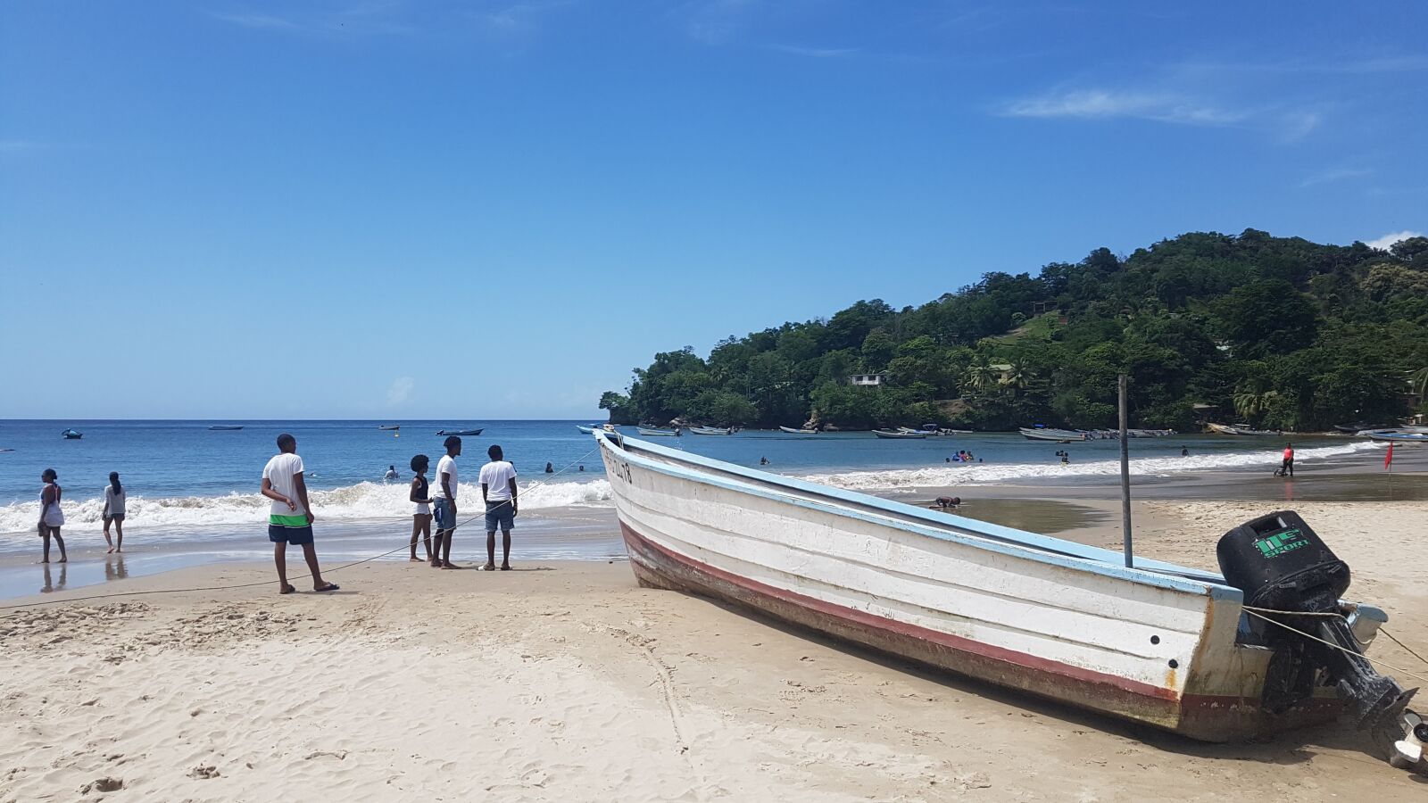 Samsung Galaxy S7 Edge sample photo. Beach, boat, blue photography