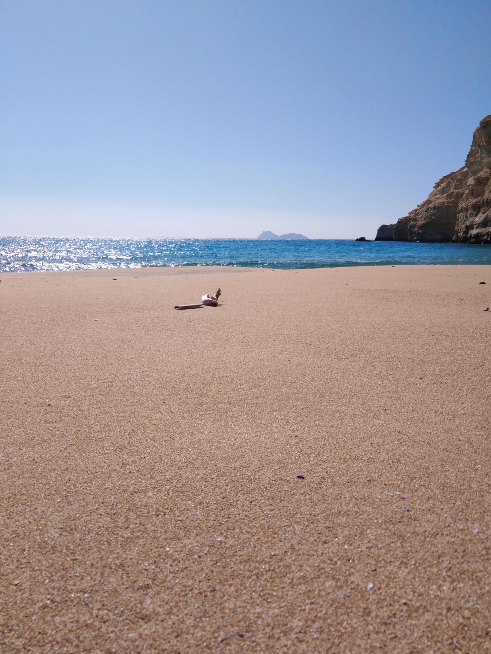 HUAWEI Y6 PRIME 2018 sample photo. Red beach, matala, crete photography