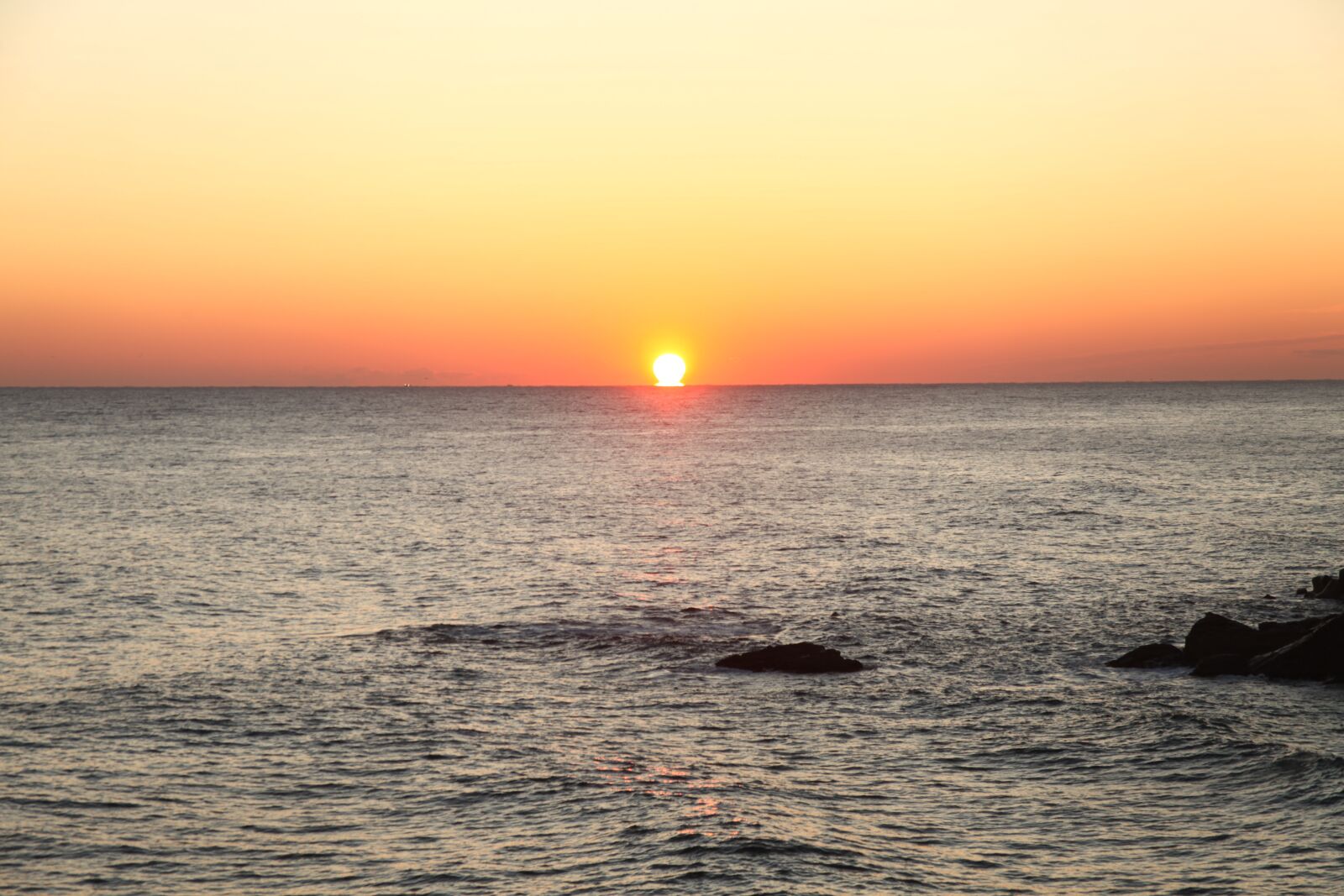 Canon EOS 5D Mark II sample photo. Sunrise, sea, landscape photography