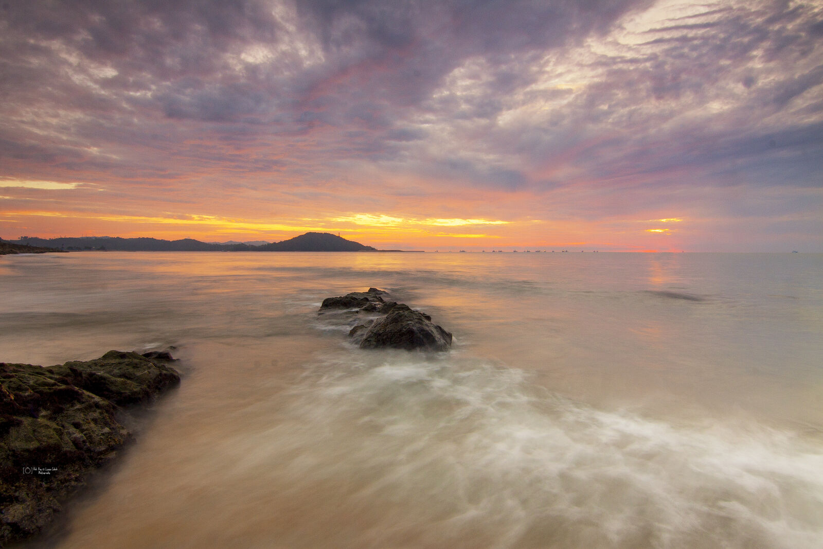 Canon EOS 50D + Tokina AT-X Pro 11-16mm F2.8 DX sample photo. Beach, dawn, idyllic, island photography