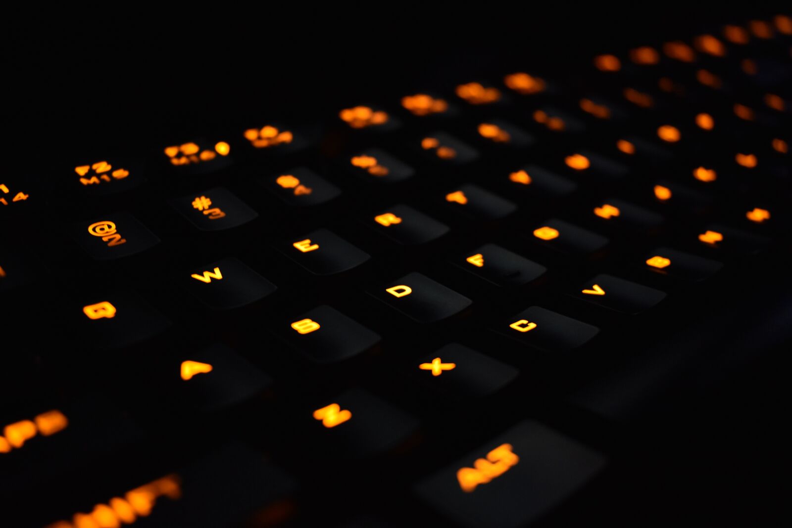 Nikon D3400 sample photo. Mechanical keyboard, gaming keyboard photography