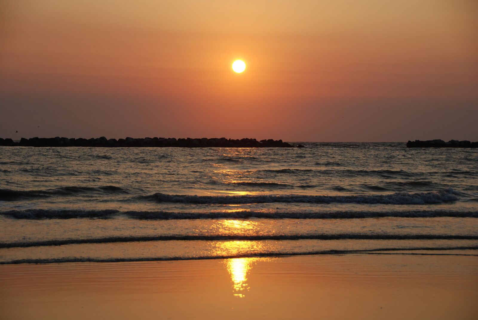 Nikon D80 sample photo. Dawn, sea, waves photography