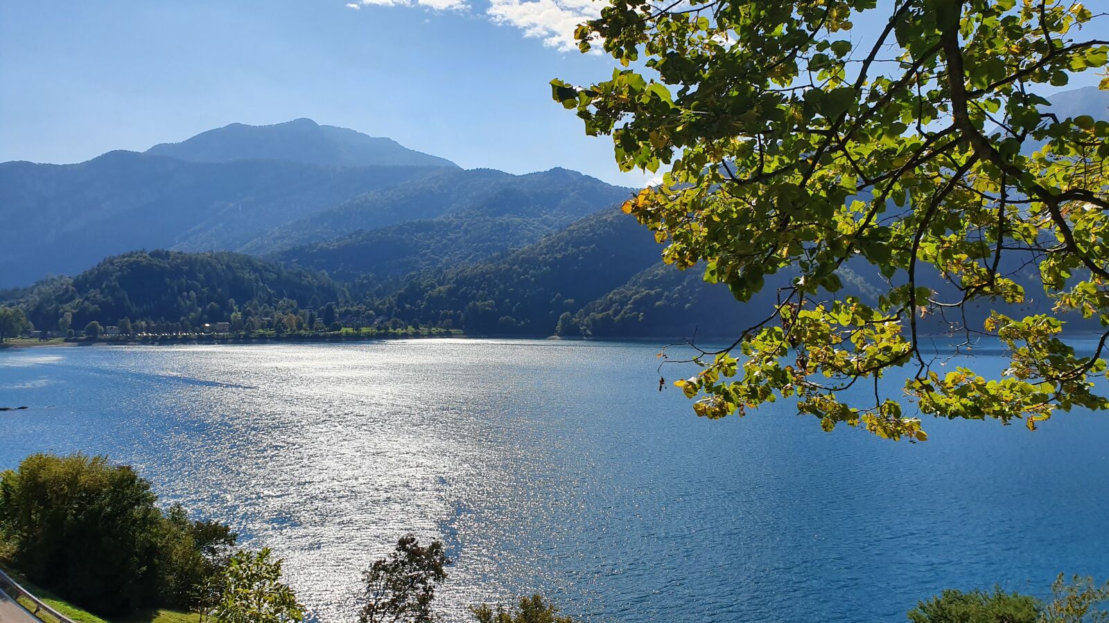 Samsung Galaxy S10+ sample photo. Gardasee, limone, garda photography