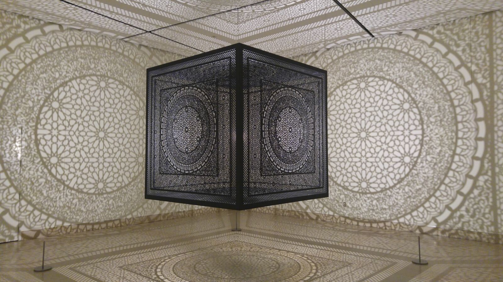 LG G4 sample photo. Geometry, art, beautiful photography