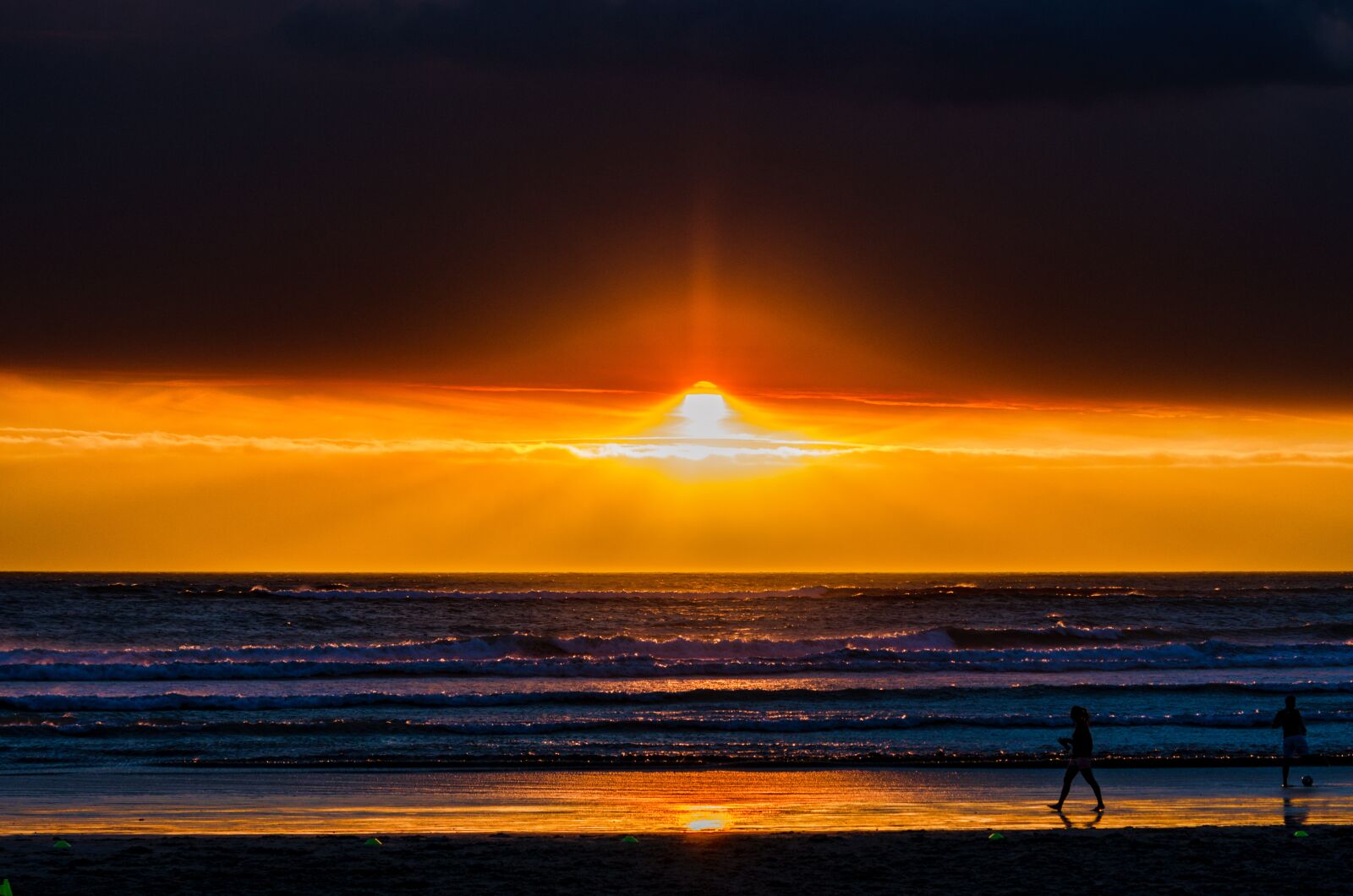 Nikon D7000 sample photo. Sunset, ocean, clouds photography