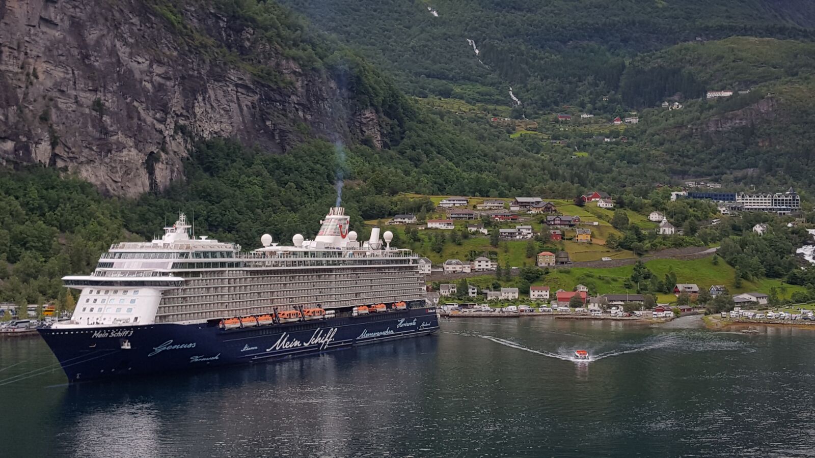 Samsung Galaxy S6 sample photo. Ship, fjord, mountains photography
