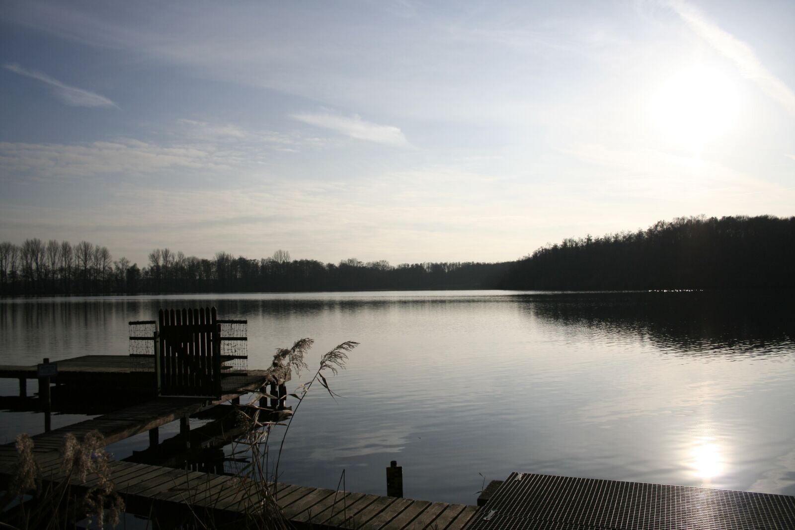 Canon EOS 350D (EOS Digital Rebel XT / EOS Kiss Digital N) sample photo. Lake, contrast, nature photography