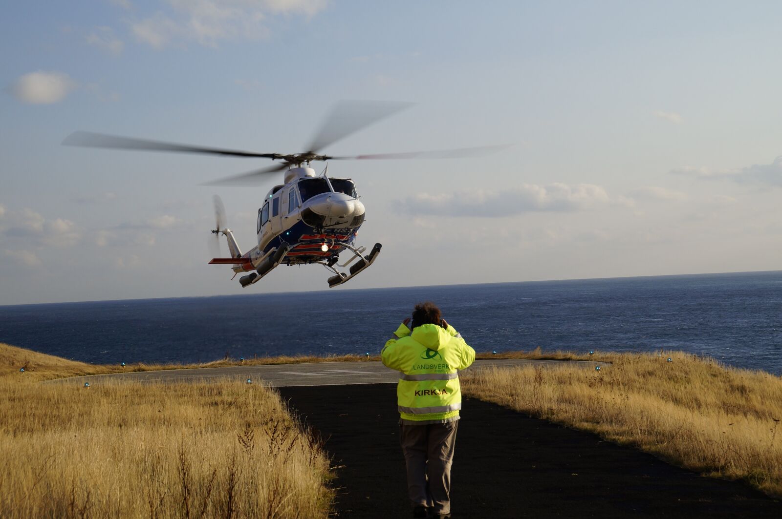 Sony DT 18-200mm F3.5-6.3 sample photo. Helicopter, helipad, f r photography
