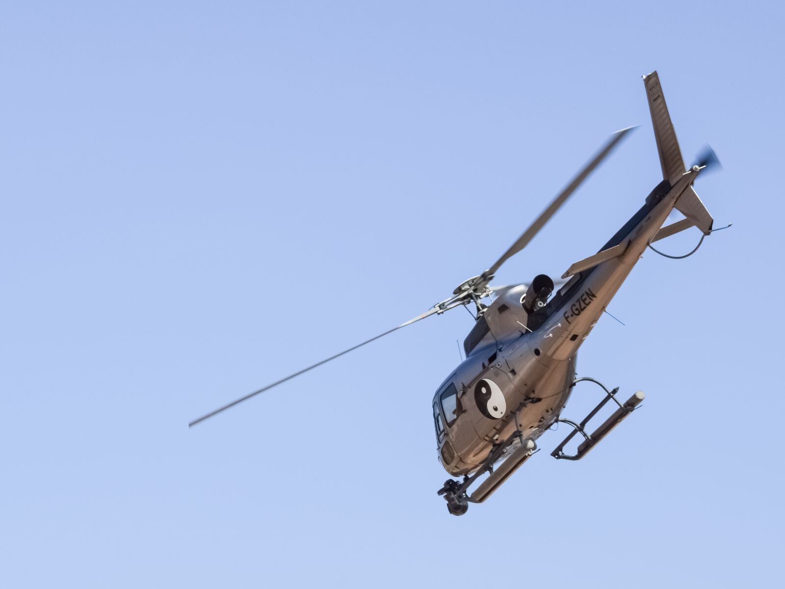 Nikon D3300 sample photo. Helicopter, dive, fly photography