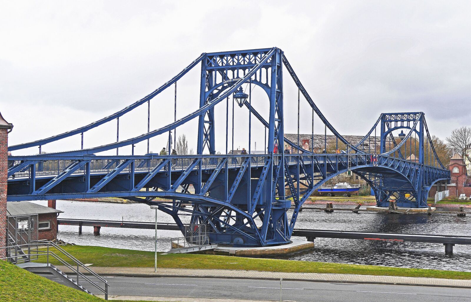 Panasonic Lumix DMC-GH3 sample photo. Bridge, sky, architecture, city photography