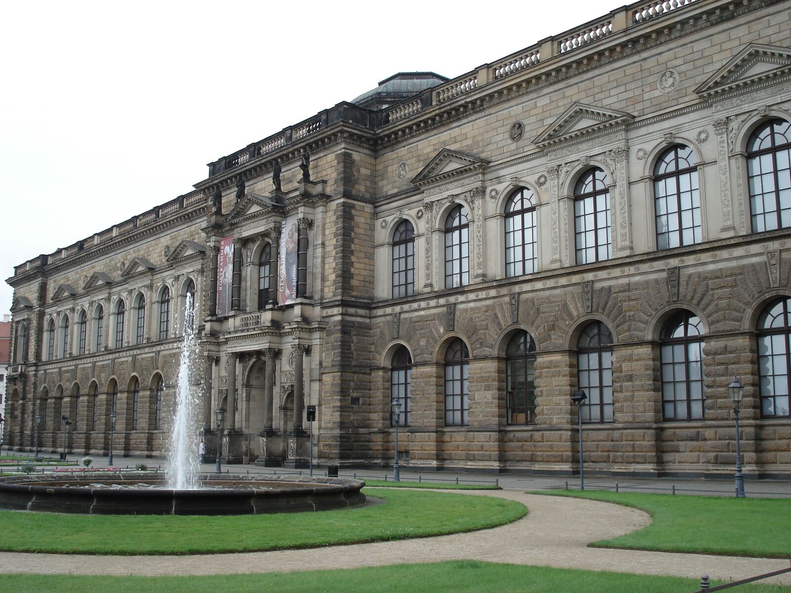Sony DSC-W50 sample photo. Dresden, building, historically photography