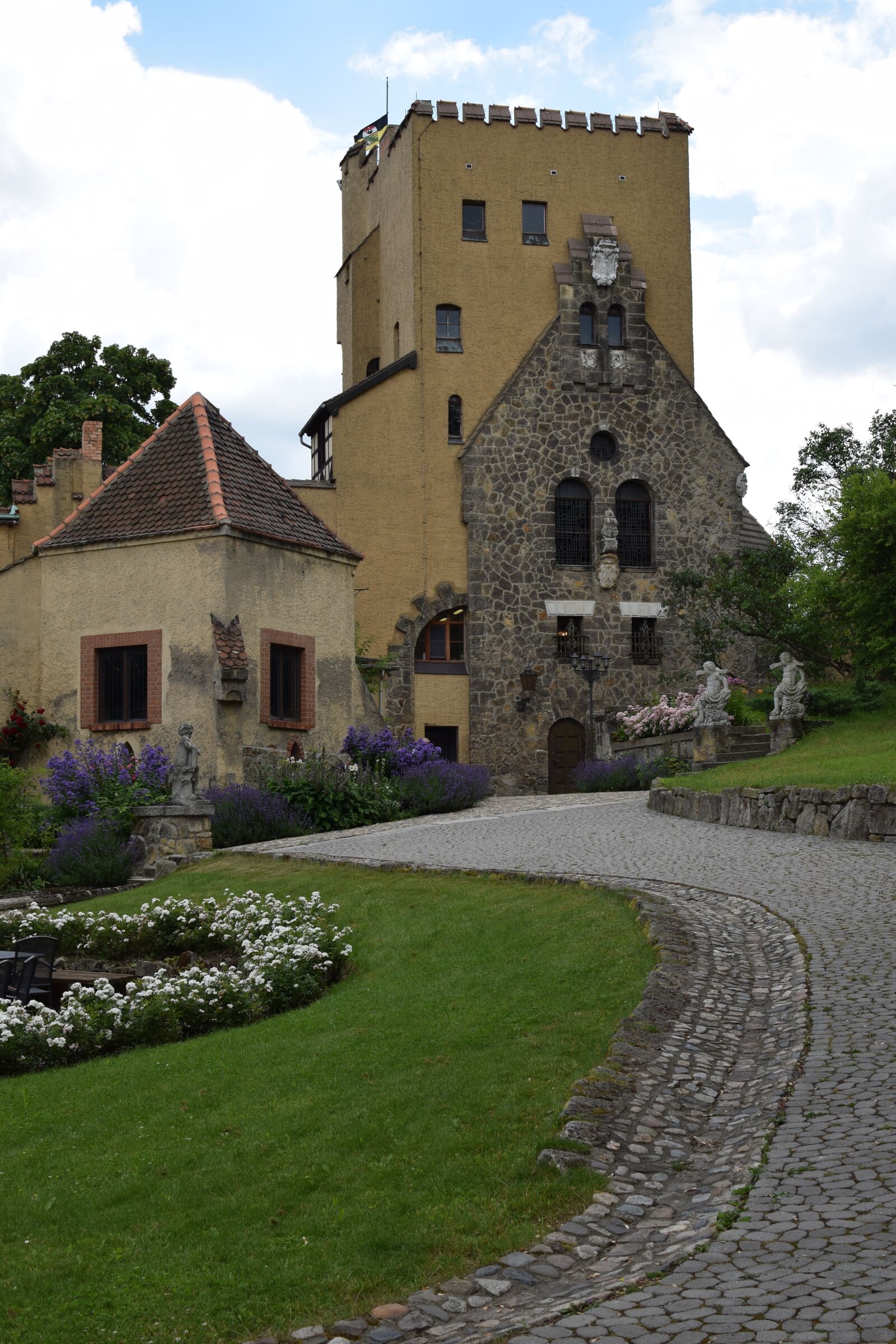 Nikon D5300 sample photo. Rose castle, rieder, architecture photography