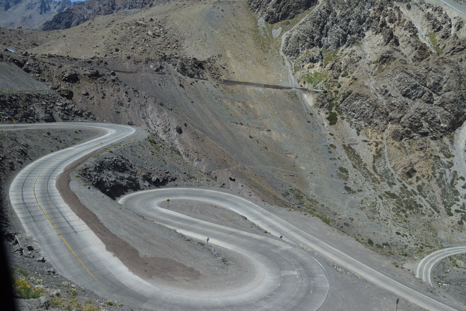 Nikon D5600 sample photo. Chile, andes, pass road photography