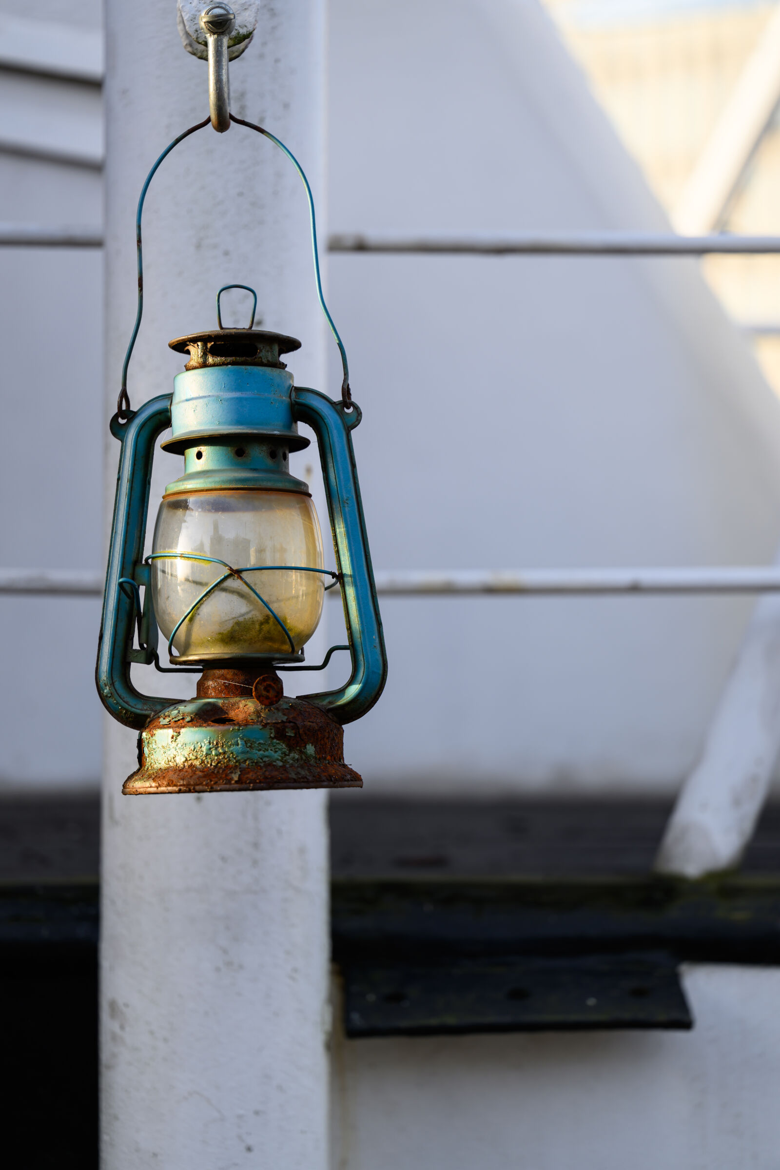 Tamron 90mm F2.8 Di III Macro VXD sample photo. Morning lantern photography
