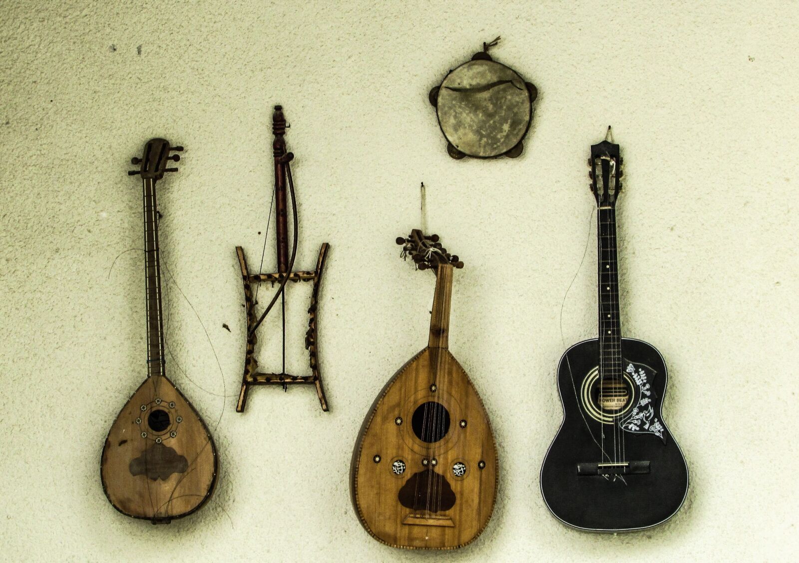 Canon PowerShot SX400 IS sample photo. Cyprus, musical instruments, traditional photography