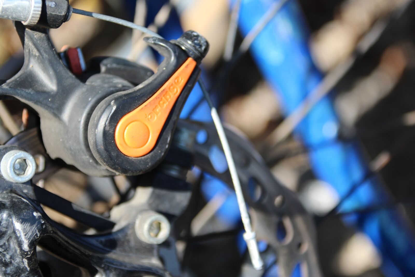 Canon EOS 1200D (EOS Rebel T5 / EOS Kiss X70 / EOS Hi) sample photo. Bike, spokes, brake photography