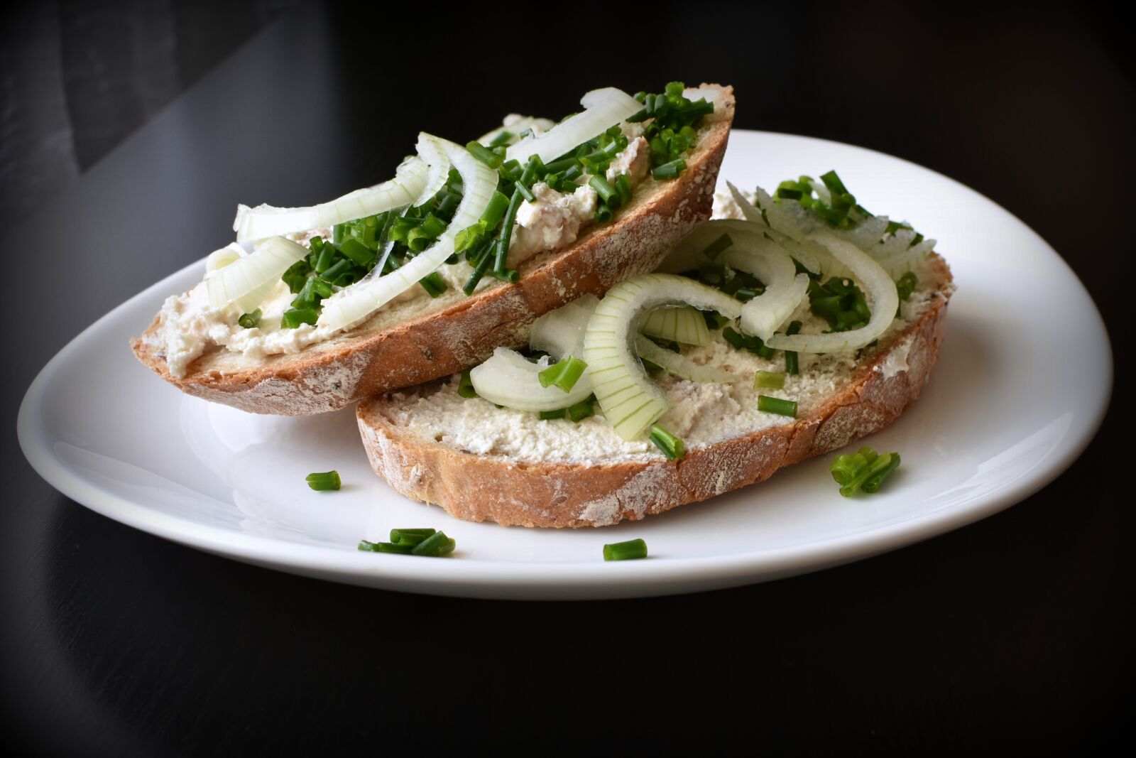 Nikon D7200 sample photo. A sandwich, cheese, cream photography