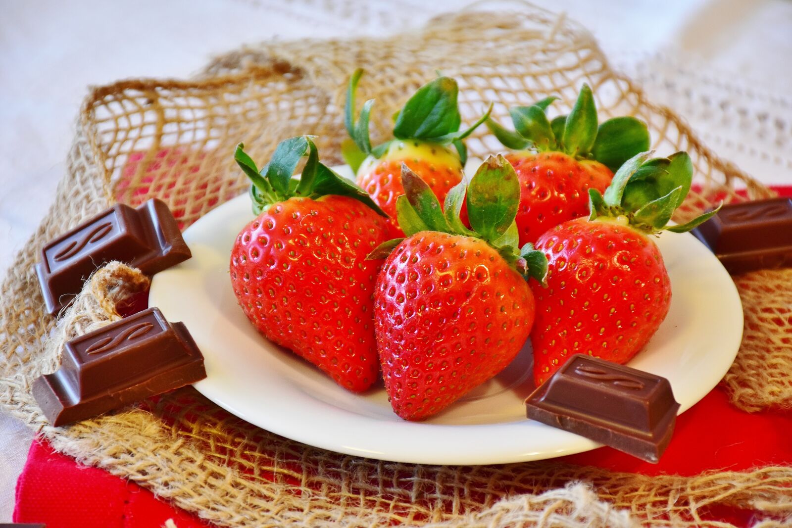 Nikon D7200 sample photo. Strawberries, chocolate, fruit photography