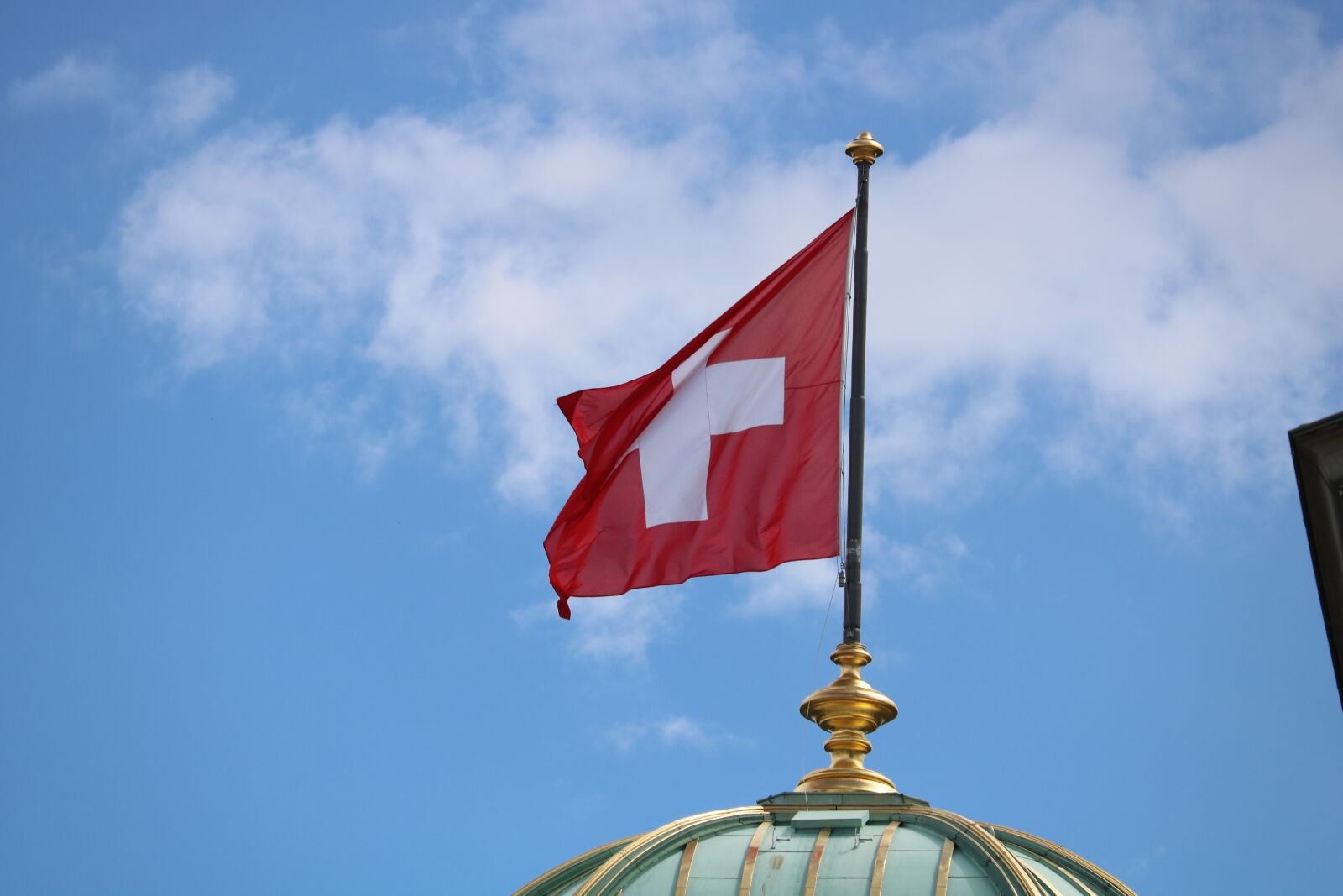 Canon EF-S 55-250mm F4-5.6 IS STM sample photo. Switzerland, flag, sky photography