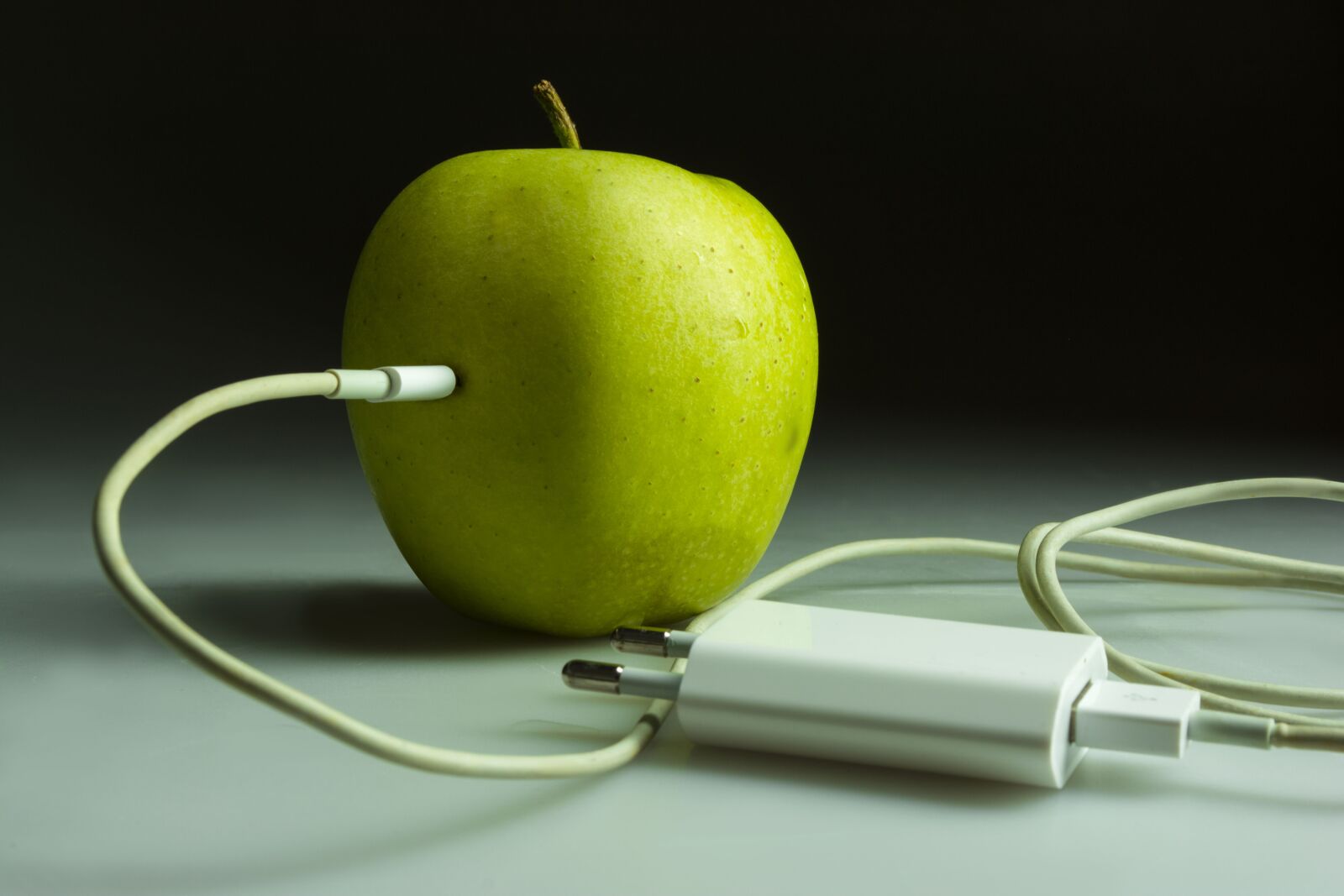 Nikon D5200 sample photo. Apple, absurd, charging photography
