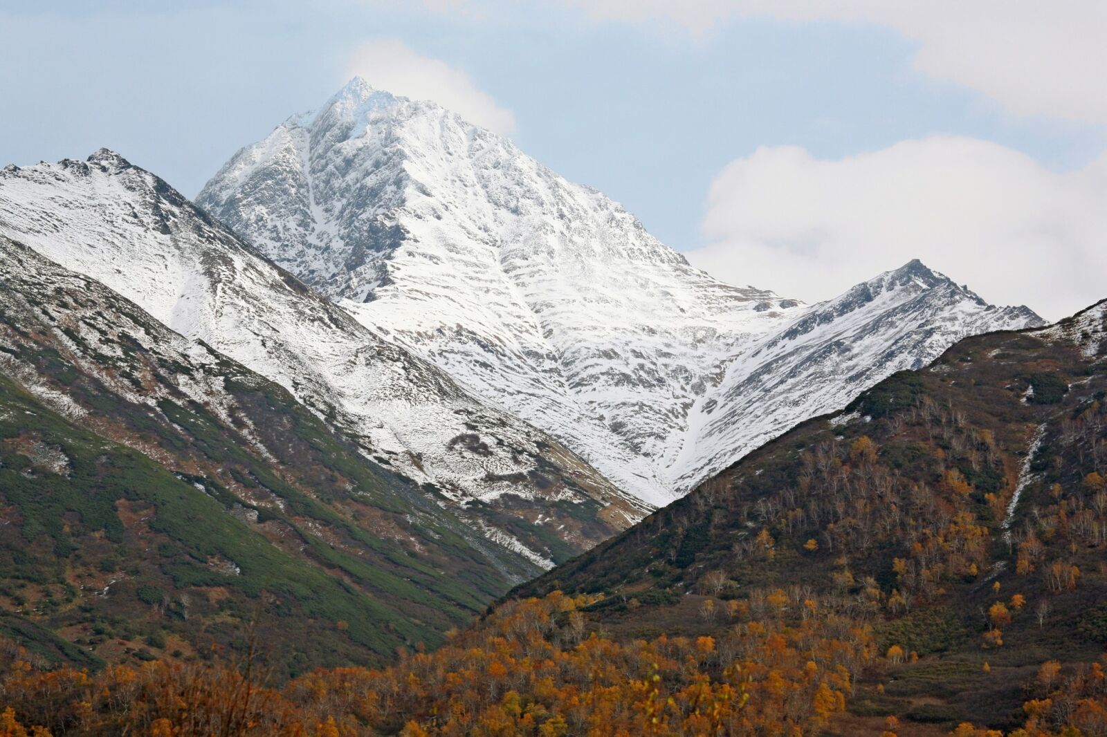 Canon EOS 5D sample photo. Mountains, hill, ridge photography